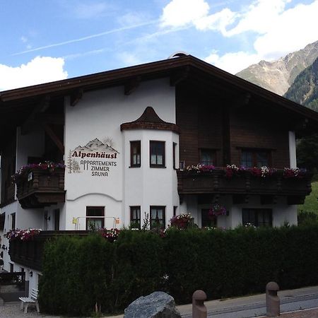 Alpenhaeusl Hotel Sölden Buitenkant foto