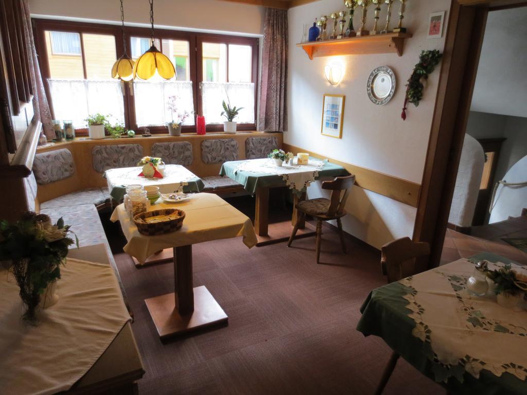 Alpenhaeusl Hotel Sölden Buitenkant foto